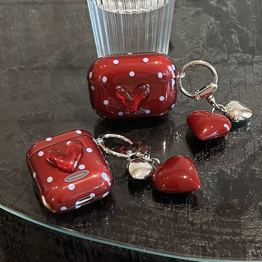 Meetsweet Schutzhülle für AirPods und AirPods Pro mit 3D Red Love Heart Design und Schlüsselanhänger, Farbe: Rot - Bild 4