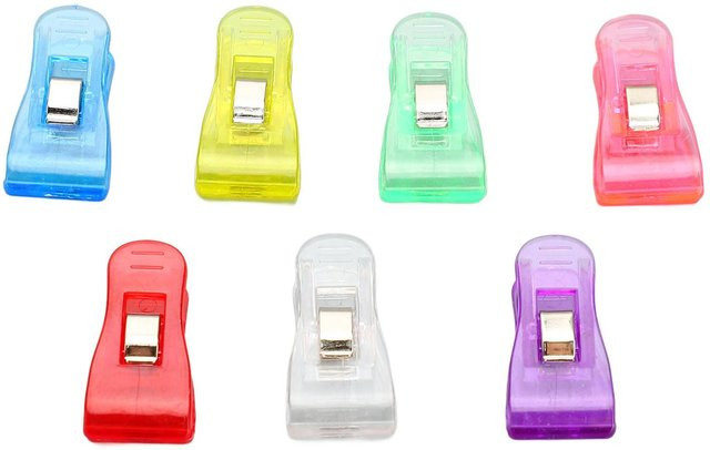 100 Stück GoolRC Plastikklammern in Bunt und Transparent für Bastelarbeiten und Fotos, Farbe: Weiß - Bild 1