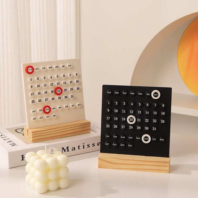 Handgefertigter DIY-Kalender aus Acryl und Holz in Weiß für Büro und Zuhause - Bild 1