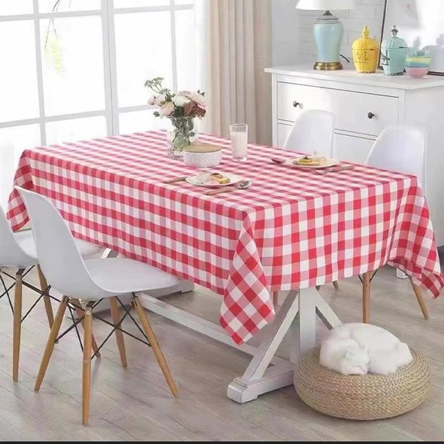 Karierte Tischdecke von Super Six in Rot, B/L: 100 x 140 cm - Bild 1