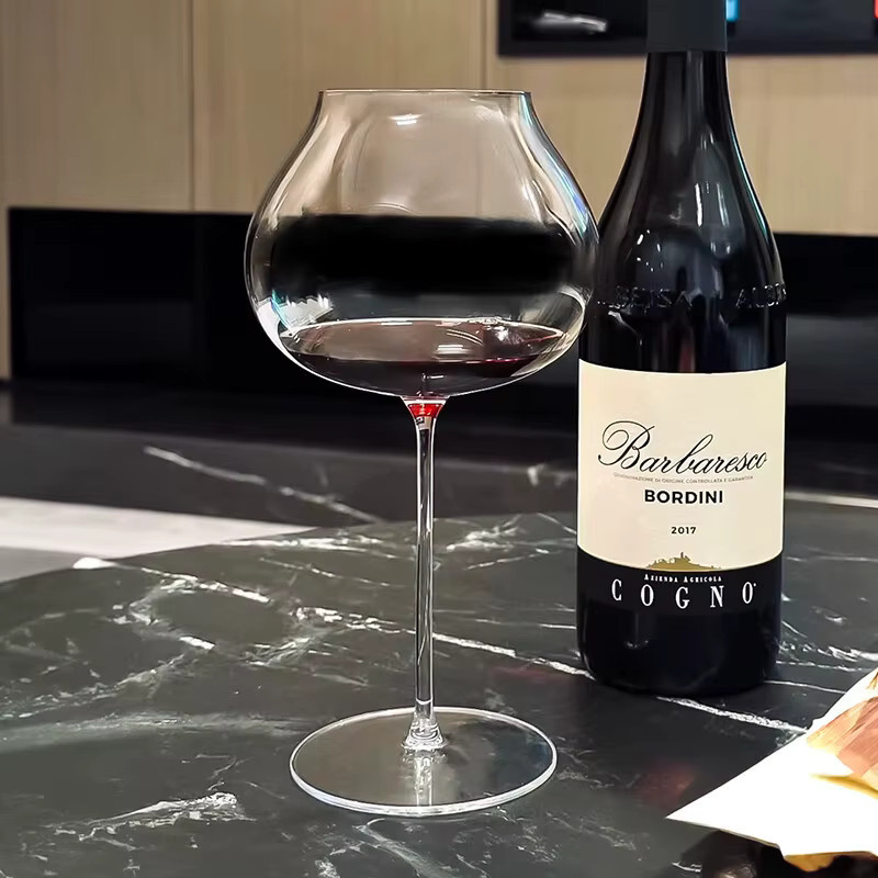 Handgefertigtes Burgunderglas aus transparentem Kristall für Wein - Bild 3