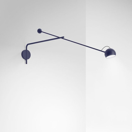 Artemide Ixa Parete L LED-Wandleuchte in Blau mit verstellbarem Arm und 3.000 K Farbtemperatur