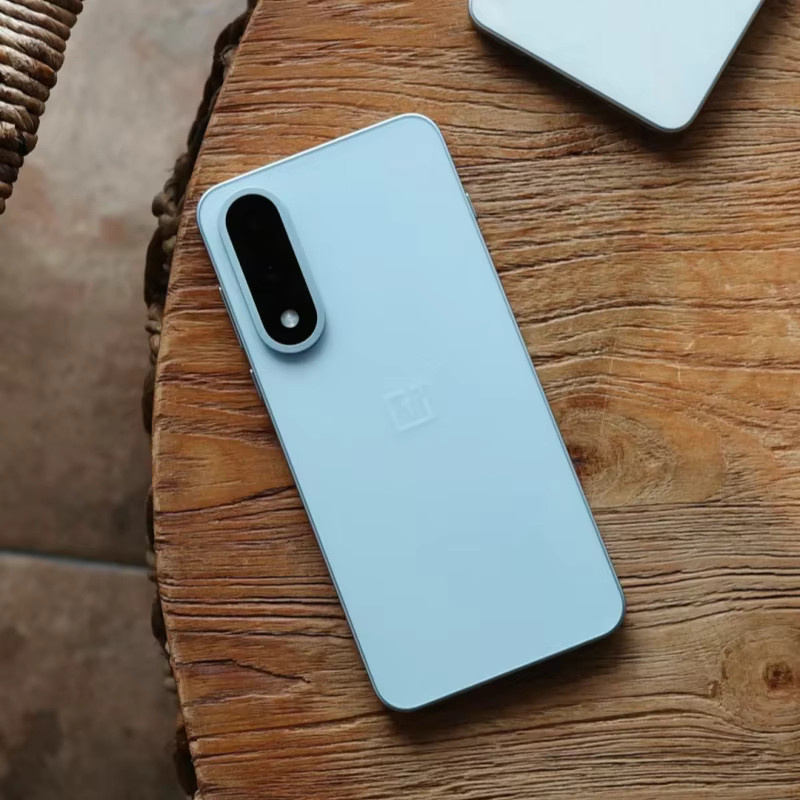 OnePlus Nord 5 Smartphone 5G Grau mit Snapdragon 8s Gen 3, 6,83-Zoll-AMOLED-Display, 5200mAh Akku und 50MP Dual-Kamera - Bild 1