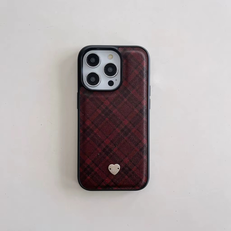 Handyhülle mit Retro-Gittermuster und Herz-Design in Dunkelrot für iPhone 12, 13, 14, 15 und 16 Pro Max - Bild 6