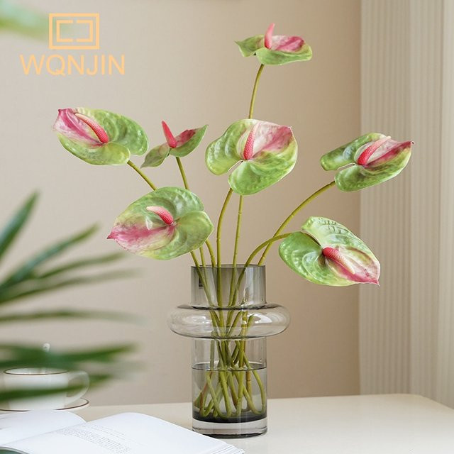 WQNJIN Künstliche Anthurium Blume aus PVC für Dekoration zu Weihnachten und Hochzeiten in Rot oder Pink - Bild 1