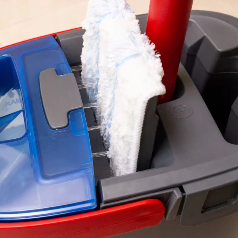 Vileda H2PRO Flat Mop Bodenwischer-Set mit Zweitanksystem in Schwarz/Rot - Bild 7