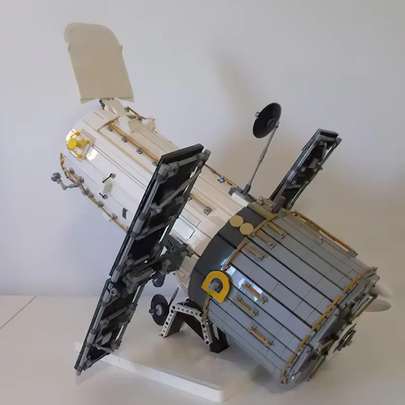 Gobricks MOC Cosmic Exploration Hubble Raum Teleskop, Bausteine Set, 1:25 Skala - Bild 3