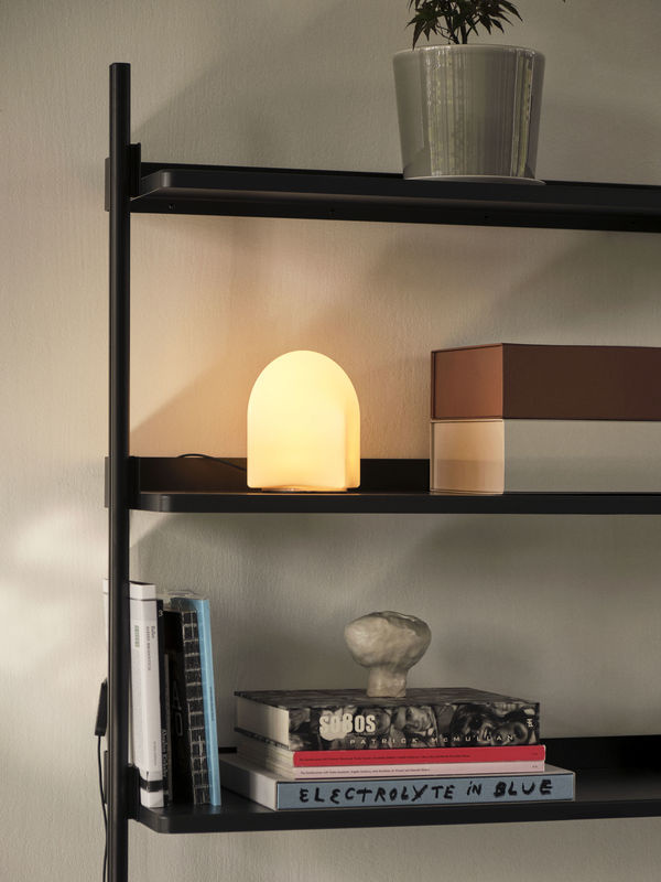 HAY Parade Tischleuchte in Weiß mit transparentem Glas und dimmbarer LED - Bild 2