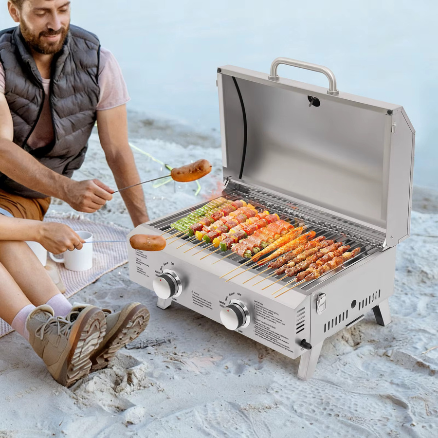 Tragbarer 2-Flammen Tischgasgrill aus Edelstahl in Silber mit Pizzastein und klappbaren Beinen - Bild 2