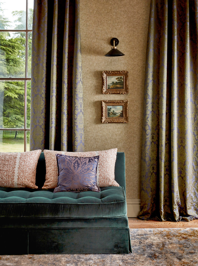 Zoffany Tapete Ajanta in Burnished Gold mit floralem und abstraktem Design aus Vlies - Bild 1