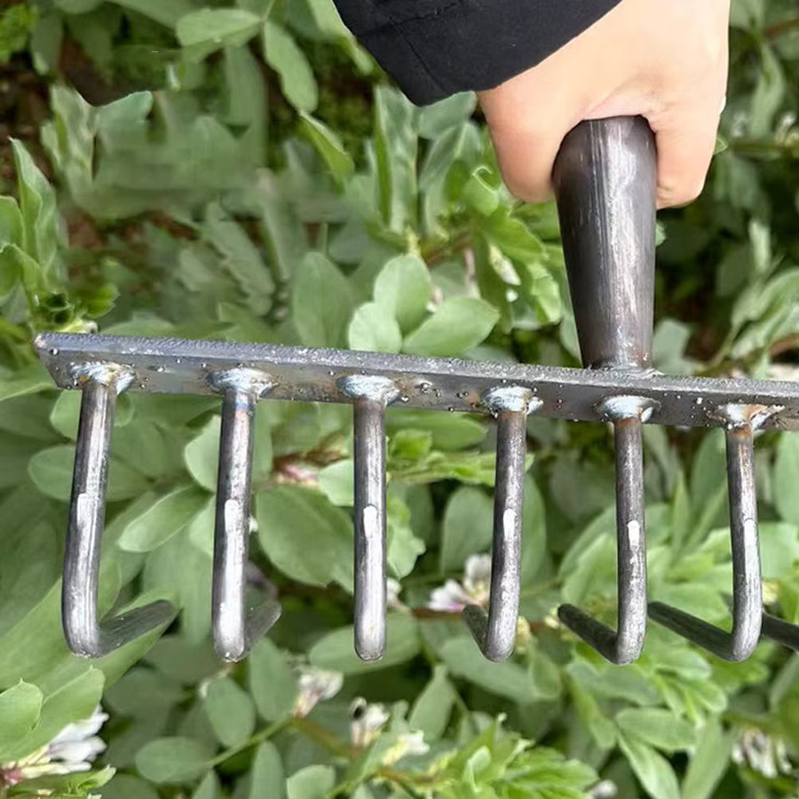 Shunmaii Hochkarbon-Stahl-Nagelrechen als multifunktionaler Gartenrechen zum Unkrautjäten und Bodenlockern - Bild 2