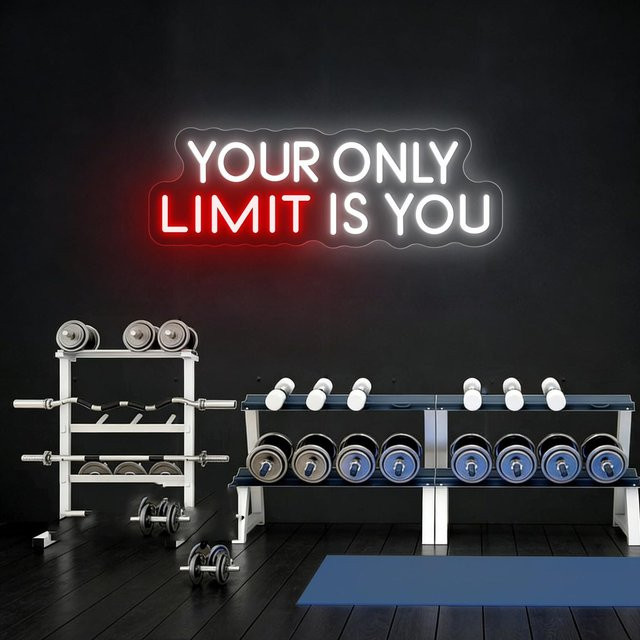 Individuelles Neon-Schild Dein einziger Begrenzer bist du als motivierende Wanddekoration für dein Heim-Fitnessstudio in Weiß - Bild 1