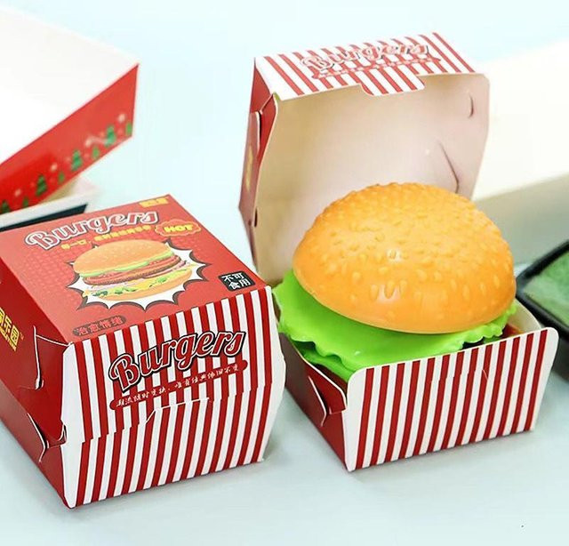 BC Pet Supplies Hamburger Squishy Stressball, Weiches TPR Burger Spielzeug - Bild 1