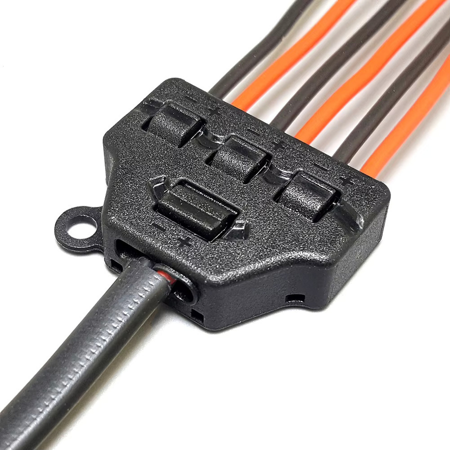 Ports Hub Out Line Splitter Kabelverteiler für LED-Streifen und Niederspannungsbeleuchtung in Grau - Bild 5
