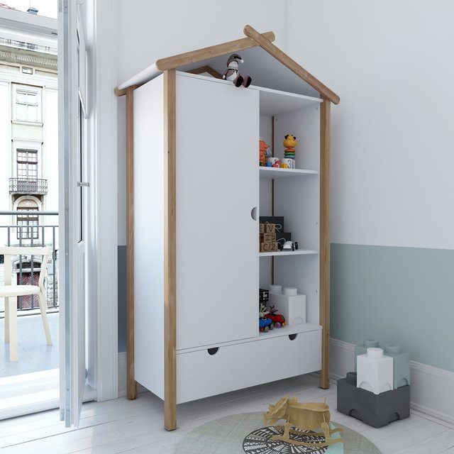 TPFLiving Kleiderschrank Malmö in Hausform für Kinderzimmer, Weiß, 1 Tür mit Soft-Close, 3 offene Fächer und 1 Schublade - Bild 1