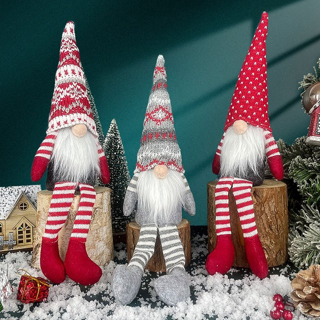 DUTRIEUX Weihnachtliche Dekofigur im skandinavischen Stil, Gesichtlose Santa-Puppe aus Plüsch in Rot mit Streifenmuster - Bild 1
