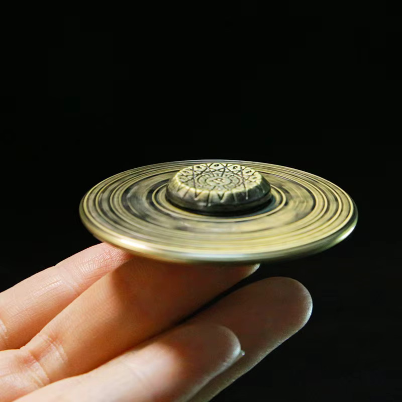 Meade Konstellation Hand Spinner aus Metall als EDC Gadget und Fidget Toy in Türkis und Gold - Bild 3