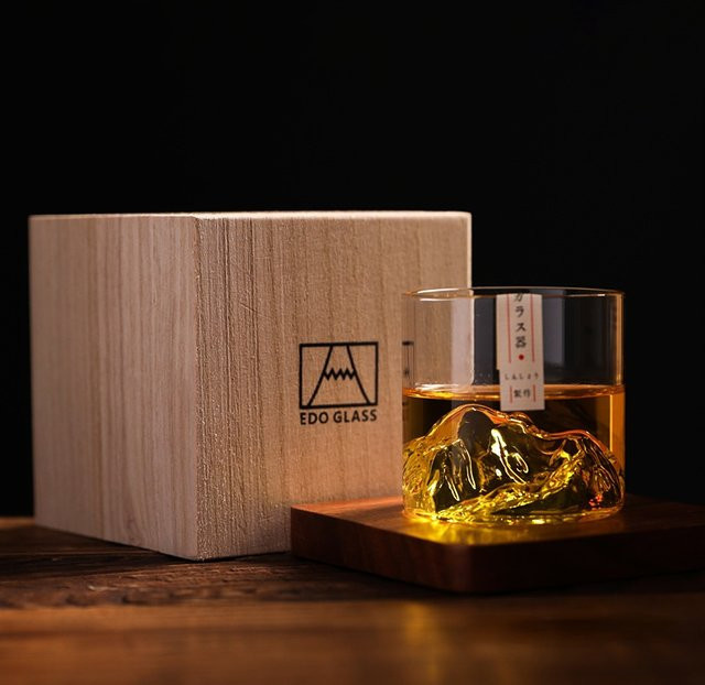 Japan 3D Mountain Whiskey Glas mit Gletscher-Design in einer Holzgeschenkbox, transparentes Old Fashioned Rock Glass für Whiskey und Wodka - Bild 1