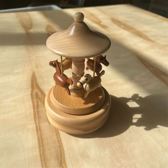 Eelhoe Handgefertigte Holz-Karussell-Spieluhr zum Selberbauen als DIY-Spielzeug für Kinder - Bild 1