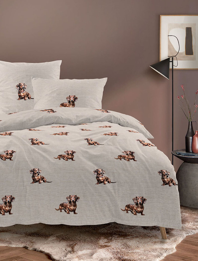 Irisette Zobel Flausch Cotton Bettwäsche mit Dackel Hund Motiv in Beige, B/H: 135 x 200 cm mit Kissenbezug 80 x 80 cm - Bild 1