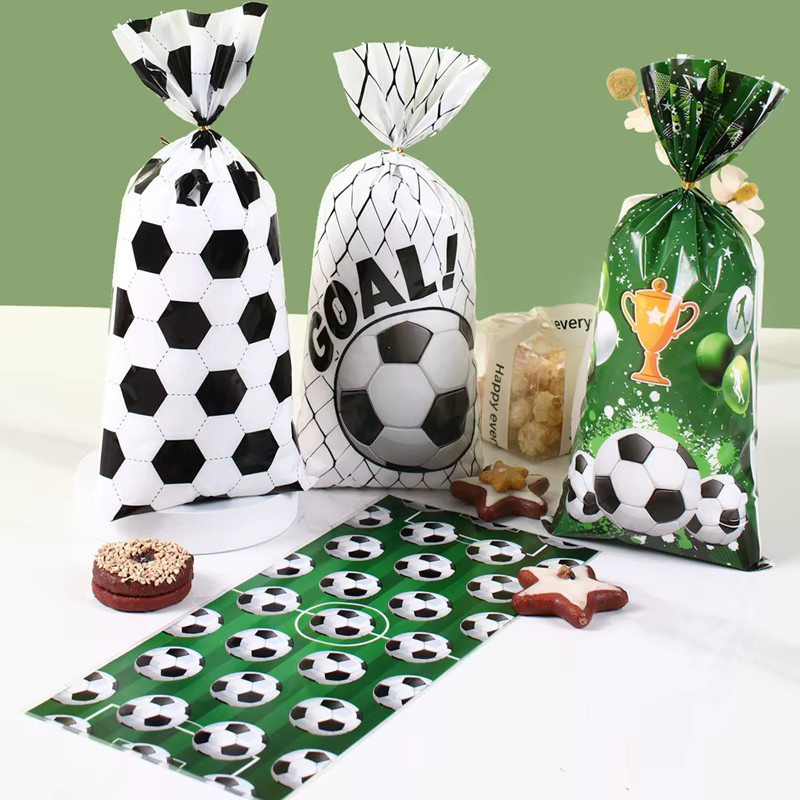 Fußball Thema Geschenktüten für Party und Geburtstag aus Papier oder Kunststoff in 25 oder 50 Stück - Bild 5