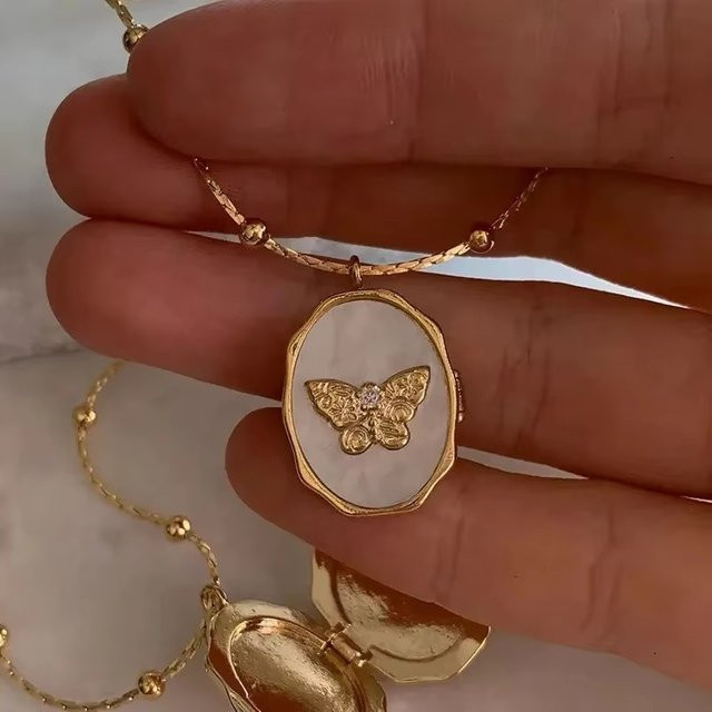 Erpels Halskette, Muschel-Schmetterling, Medaillon, 18 Karat vergoldet, Zirkonia, Unisex - Bild 1