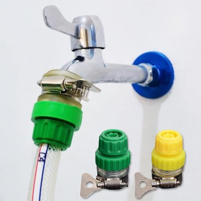 Grüner Kunststoff-Gartenschlauchadapter als Schnellkupplung und Wasserrohrverbinder für die Gartenbewässerung und Autowäsche - Bild 1