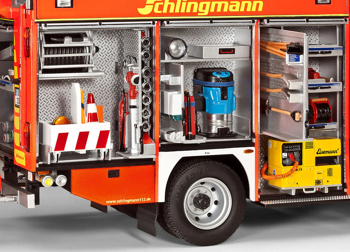 Revell Schlingmann LF20/16, Feuerwehr, Fahrzeug, 1:25, Kunststoff - Bild 3