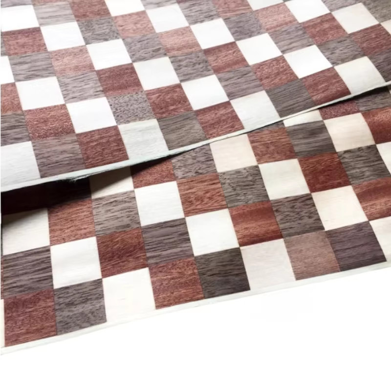 Dreifarbiges Holzfurnierblatt aus Ahorn, Sapelli und Walnuss in Mehrfarbig, B/H: 40 x 250 cm - Bild 2