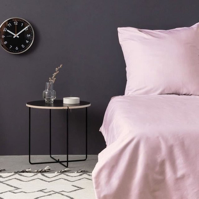 Bettwäsche-Set aus Mako-Satin aus 100% Baumwolle in Rosa mit 1 Bettbezug und 2 Kissenbezügen - Bild 1