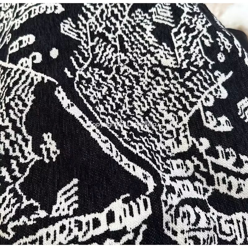 Diphylleia Italien Kissenbezug mit modernem abstrakten Bergtiger-Jacquard-Design, superweich und dekorativ, Breite: 30 cm, Höhe: 30 cm - Bild 4