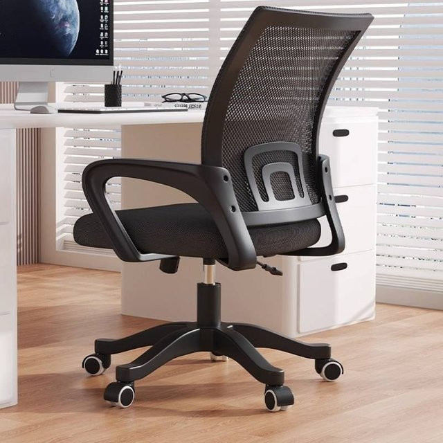 DUTRIEUX Executive Bürostuhl in Schwarz mit Armlehnen und Rollen für Home Office und Wohnzimmer - Bild 1