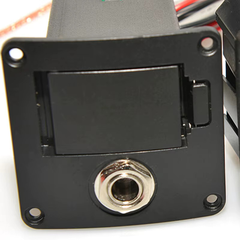 Fishman ISYS+ EQ-Vorverstärkersystem für Akustikgitarren in Schwarz - Bild 3