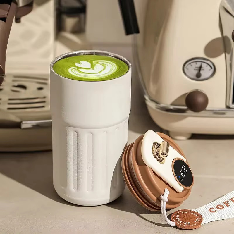 Intelligente Edelstahl Isolierte Tasse mit Temperaturanzeige in Weiß - Bild 3