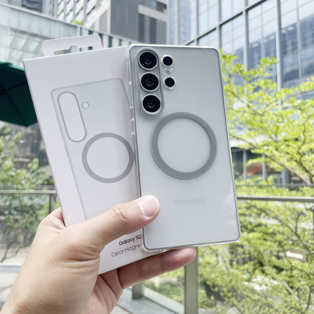 Robuste Schutzhülle für Samsung Galaxy S26 Ultra, S26 Plus und S25 Ultra mit Fallschutz, kabelloser Ladefunktion und transparenter Abdeckung - Bild 1