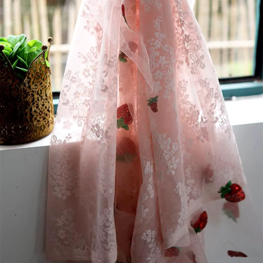 WPKIRA Spitzenvorhang Rosa mit Erdbeer-Pailletten und floralem Design für Wohnzimmer und Schlafzimmer B: 120 cm, H: 100 cm - Bild 4