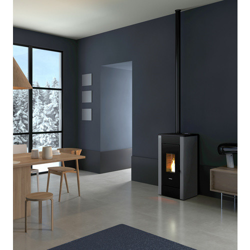 Freepoint Pelletofen Sharp 7 in Titangrau mit 7 kW Leistung und WLAN-Funktion - Bild 3