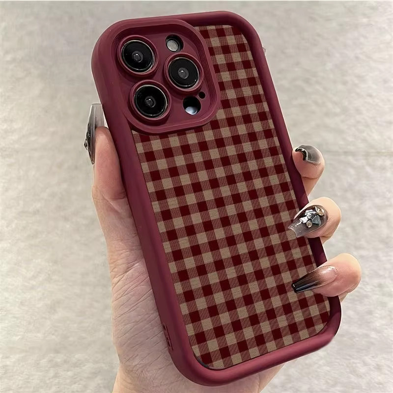 Apple iPhone Hülle mit Vintage Karomuster in Rotbraun aus TPU für iPhone 17 bis iPhone 7/8 Plus - Bild 2