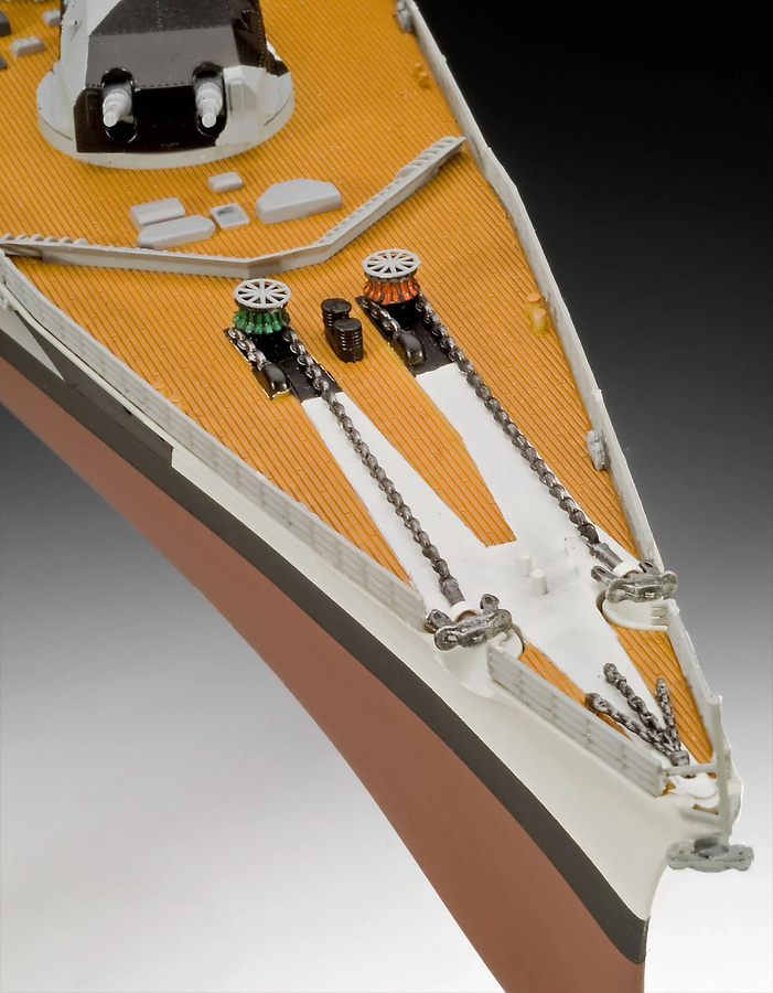 Revell Battleship Tirpitz, Modellbau, 1:350 - Bild 5
