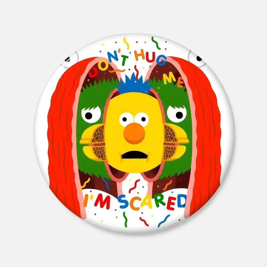 Kayou Brosche, Don't Hug Me I'm S-Scared, rund, handgefertigt - Bild 5