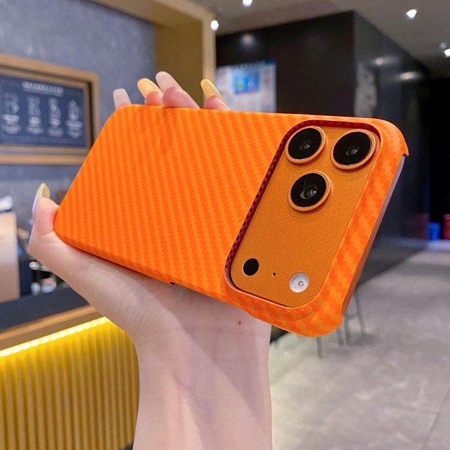 Schlanke Kevlar-Kohlefaser-Handyhülle aus PC für Apple iPhone 16 15 14 13 12 11 Pro Max Plus in Orange - Bild 1