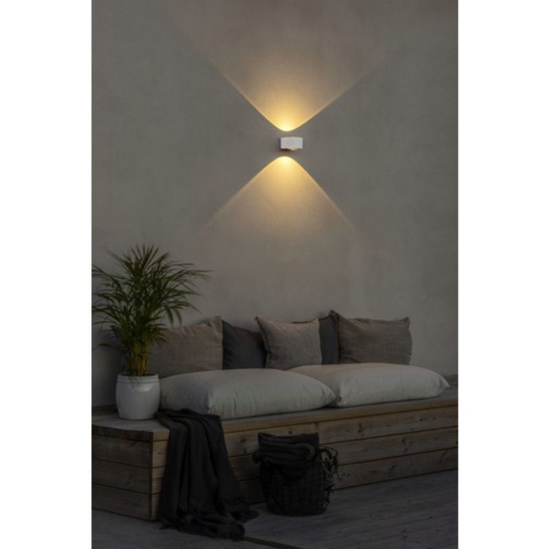 Konstsmide Gela Außenwandleuchte Weiß mit LED-Leuchtmittel B/H/T: 11 x 6,5 x 15,5 cm - Bild 2