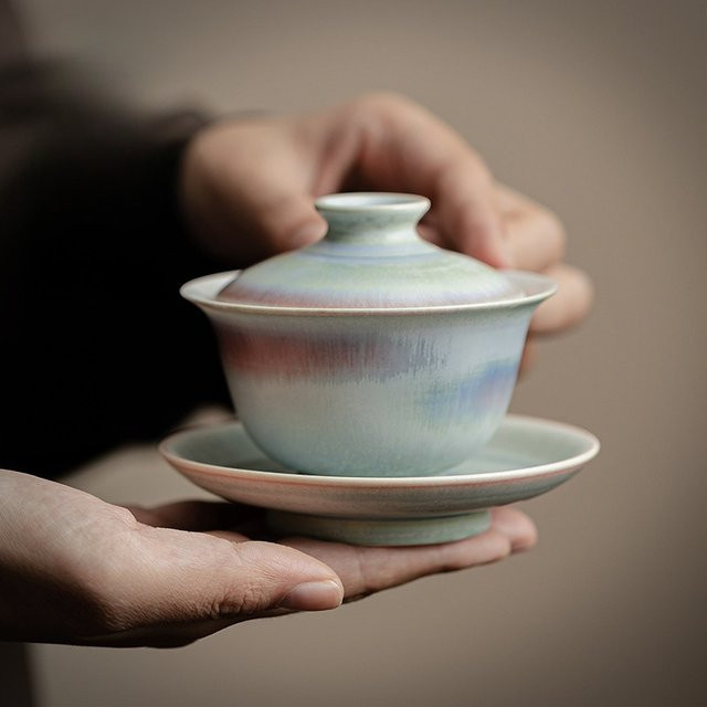 Traditionelle Sancai Gaiwan Teeschale aus Keramik mit Rot-Blau-Glasur, 150 ml - Bild 1