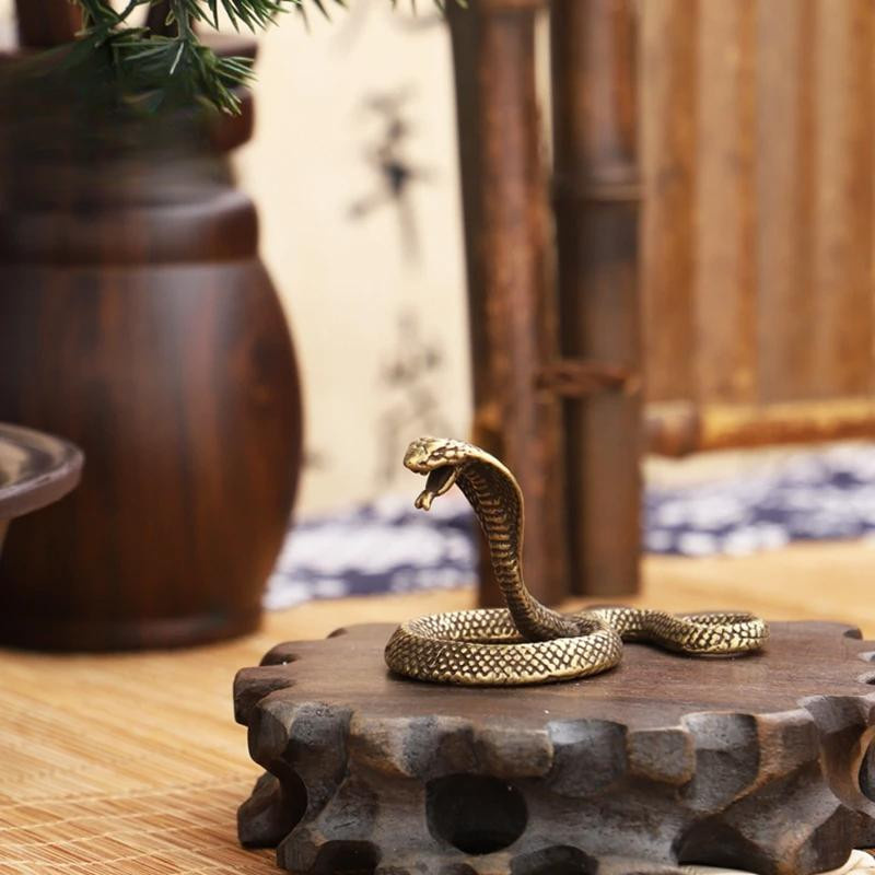 Yiran Furniture Antike Kobra-Schlange Statue aus Bronze und Kupfer in Japanischem Stil als Schreibtischdekoration - Bild 2