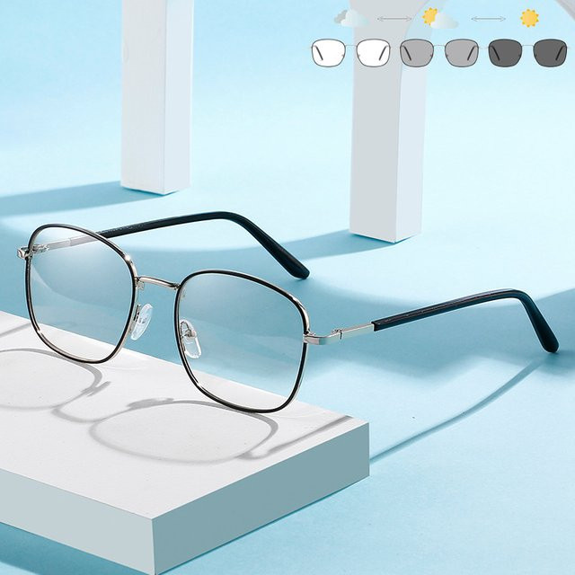 FUQIAN Korrektionsbrille, quadratisch, Vollrand, Metal, Unisex, photochrom, Blaulichtfilter - Bild 1