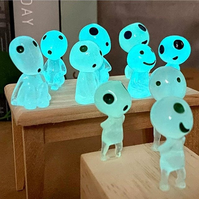 10 Stück Leuchtende Baumgeister von Yiran toy 1 als Mikro-Landschaftsmodell-Ornament aus Harz in Multicolor für den Garten und als Weihnachtsdekoration - Bild 1