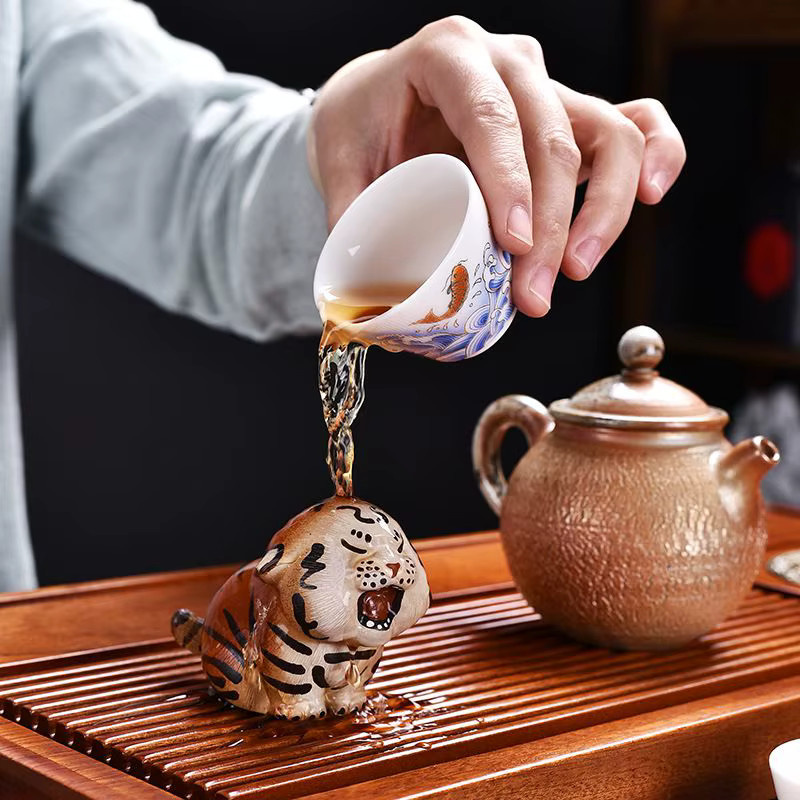 Handgefertigte Zisha-Skulptur Tiger-Tee-Haustier in Lila als Glücksbringer für dein Gongfu-Teeservice und zur Heimdekoration - Bild 2