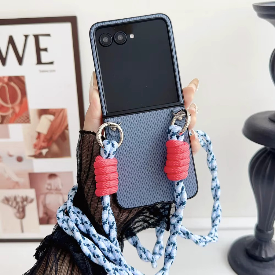 Stoßfeste Handyhülle aus gewebtem PU-Leder mit Umhängeband für Motorola Razr 60 Ultra, Razr 50 und Razr 40 in Blau - Bild 3
