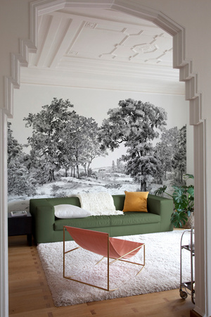 Isidore Leroy Mural Domaniale Panel A Wandtattoo in Grau und Weiß mit floralem Vintage-Design aus Textil