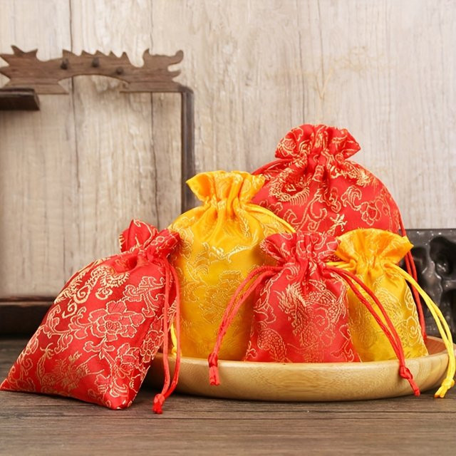 6er Set Brokat Schmuckaufbewahrungstaschen mit Drachenmuster in Rot und Gelb als Segen-Geschenkbeutel mit Kordelzug - Bild 1